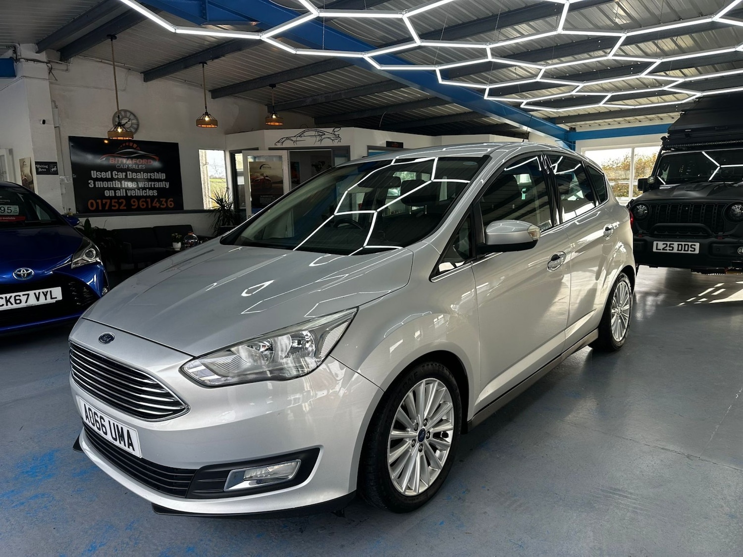 Used Ford C-Max 2016 for sale - 76571172: Photo 9