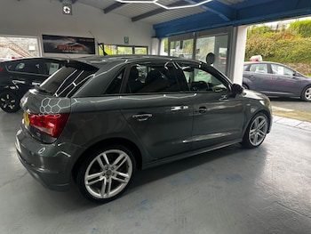 Used Audi A1 2013 for sale - 76510946: Photo