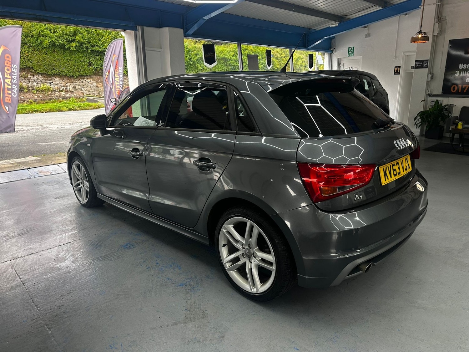 Used Audi A1 2013 for sale - 76510946: Photo 7