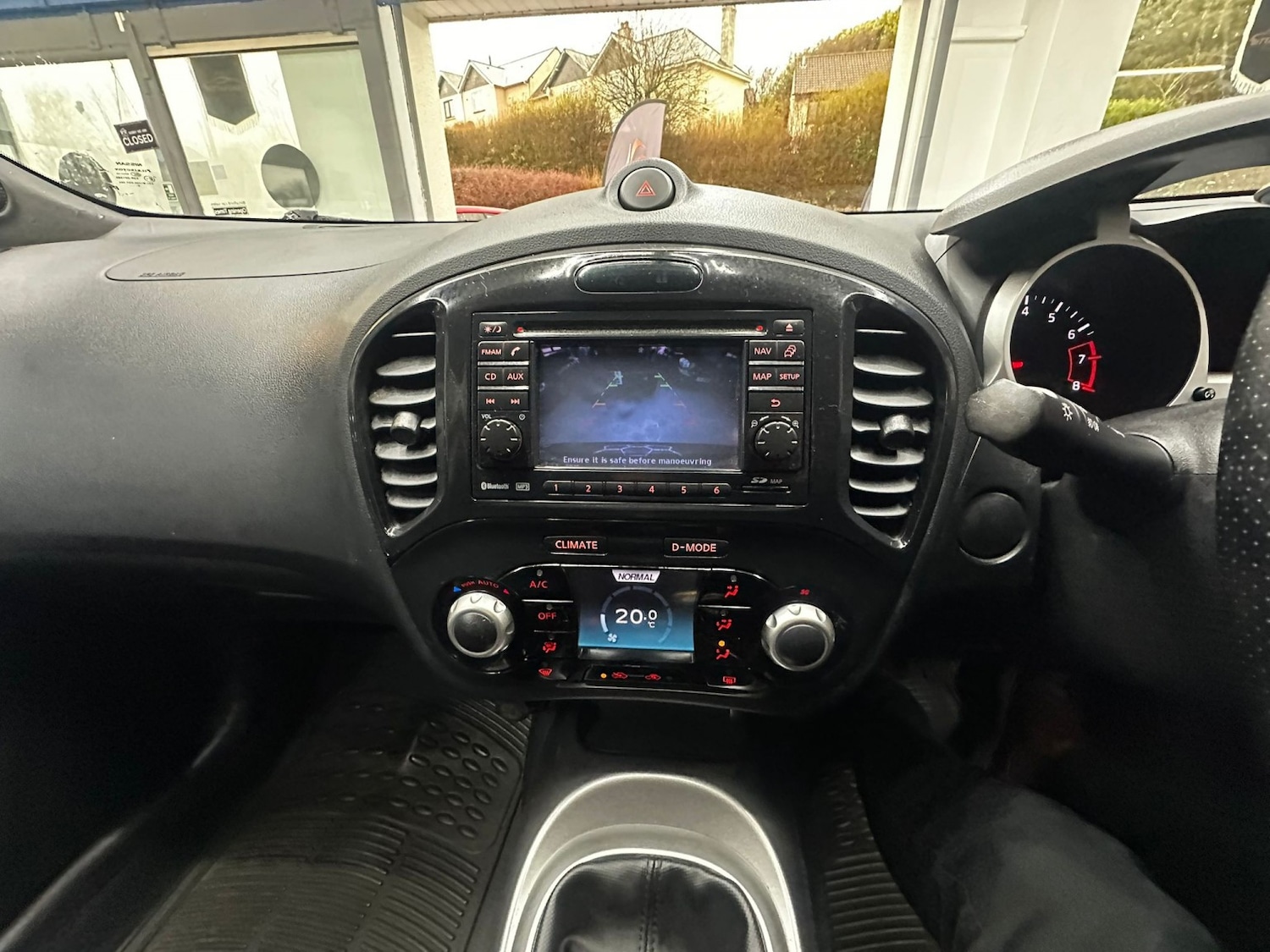 Used Nissan Juke 2011 for sale - 77162346: Photo 11