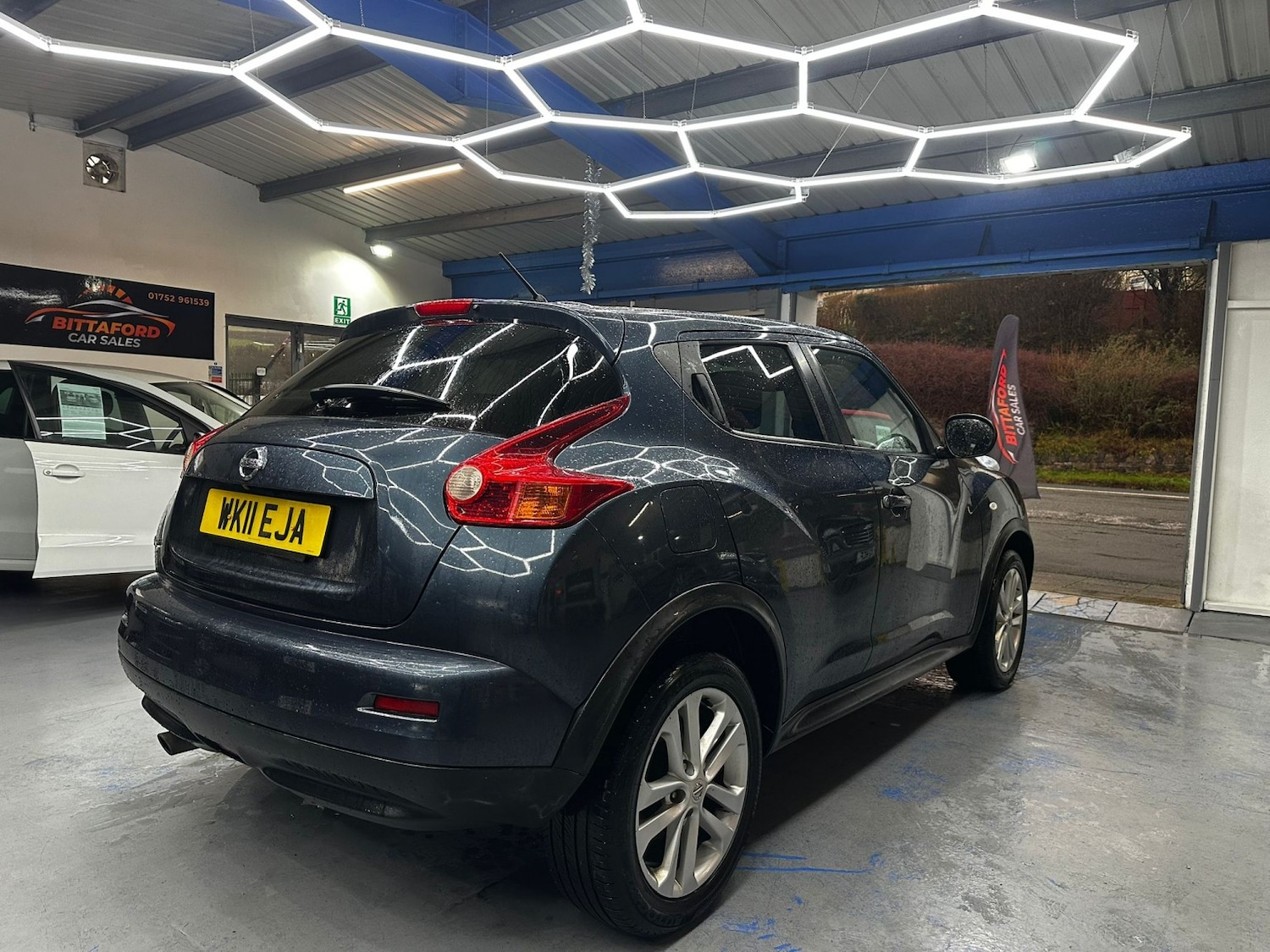 Used Nissan Juke 2011 for sale - 77162346: Photo 4