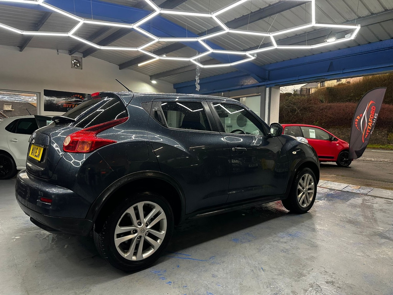 Used Nissan Juke 2011 for sale - 77162346: Photo 5