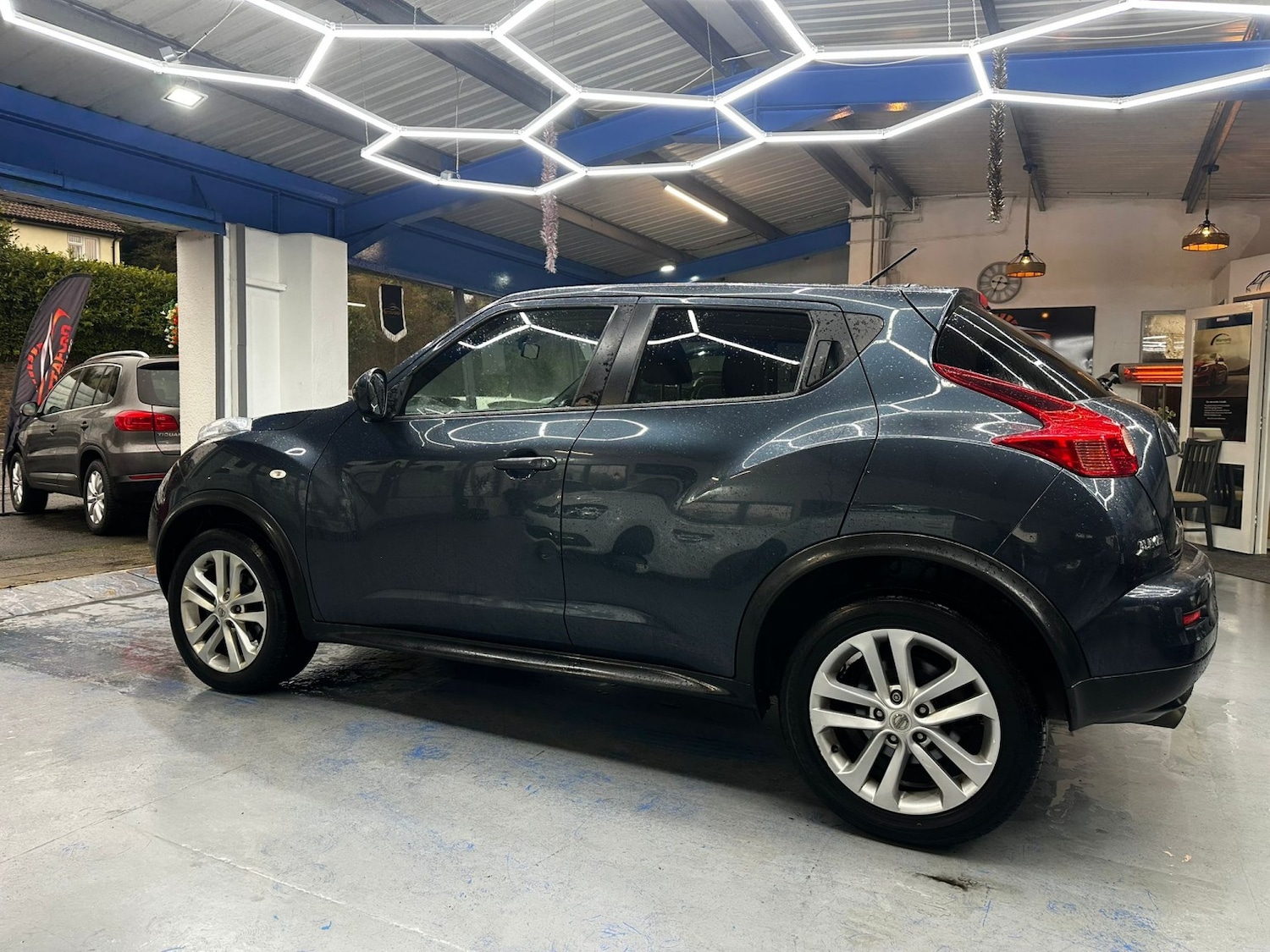 Used Nissan Juke 2011 for sale - 77162346: Photo 7