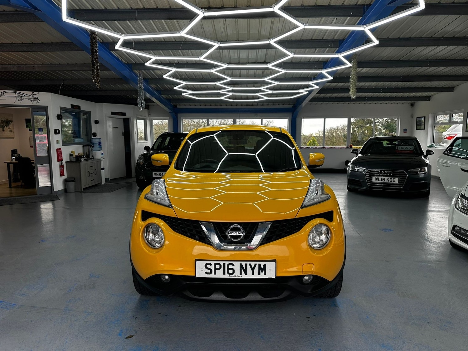 Used Nissan Juke 2016 for sale - 76911128: Photo 1