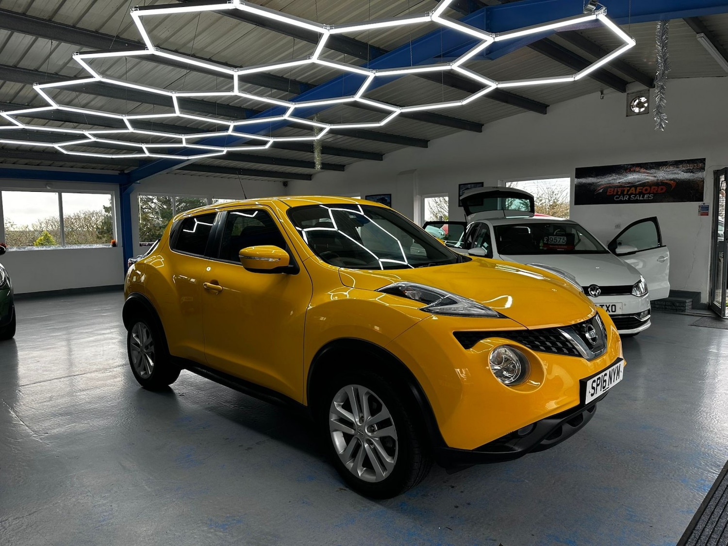 Used Nissan Juke 2016 for sale - 76911128: Photo 2