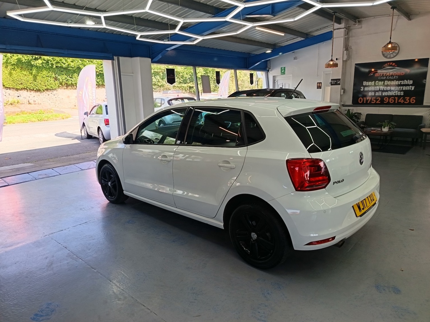 Used Volkswagen Polo 2017 for sale - 76510986: Photo 8
