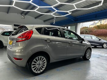 Used Ford Fiesta 2011 for sale - 77277432: Photo