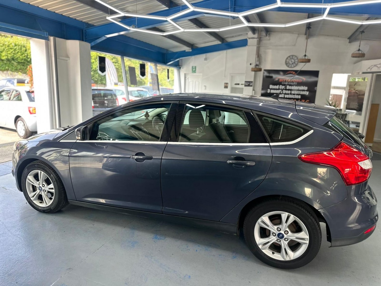 Used Ford Focus 2013 for sale - 76510807: Photo 8