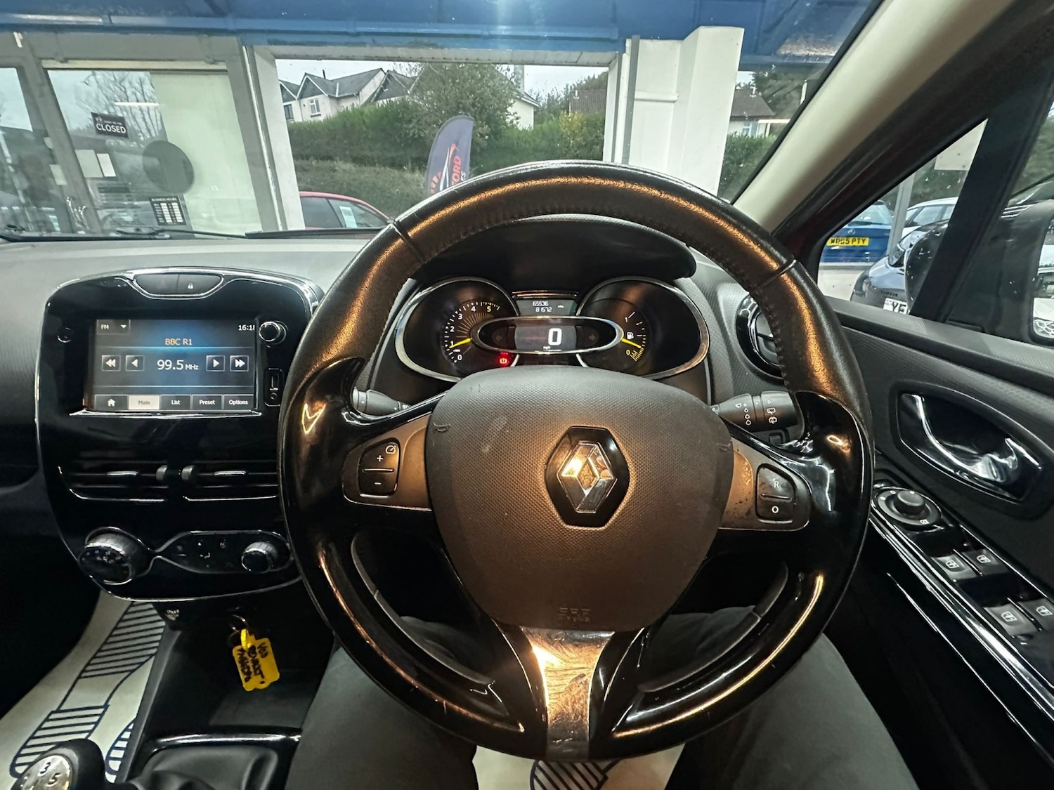 Used Renault Clio 2014 for sale - 76421845: Photo 11