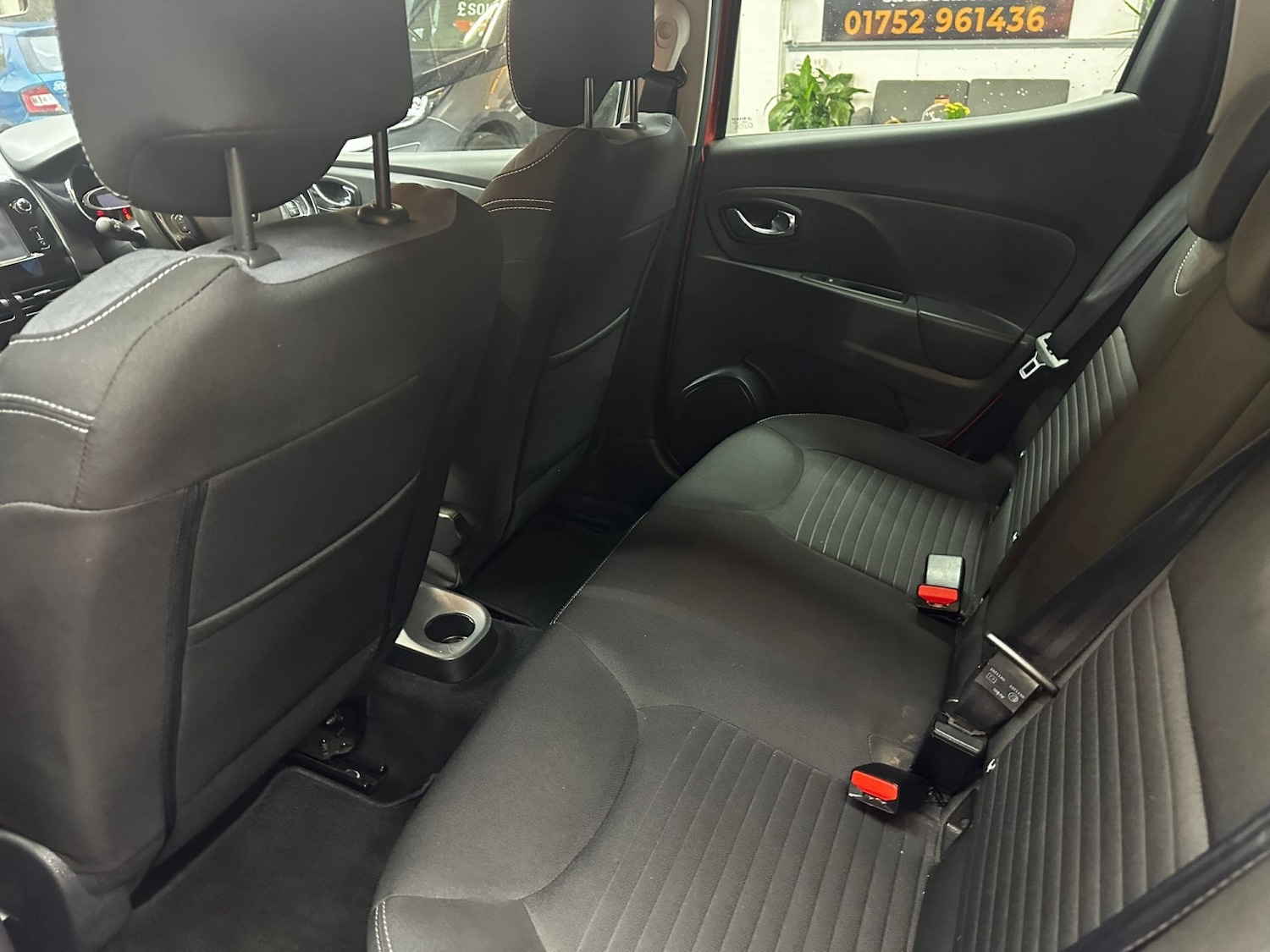 Used Renault Clio 2014 for sale - 76421845: Photo 19