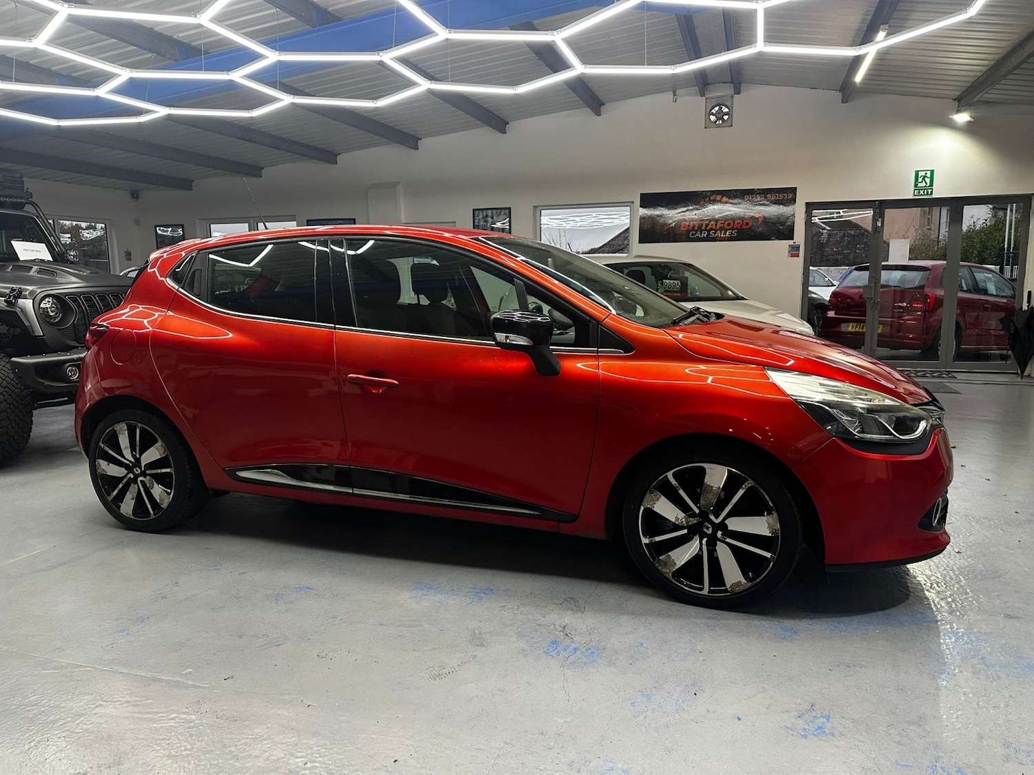 Used Renault Clio 2014 for sale - 76421845: Photo 3