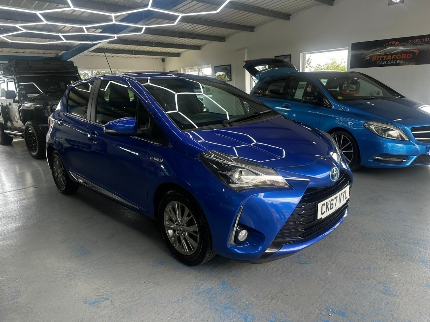 Used Toyota Yaris 2018 for sale - 77172996: Photo 2