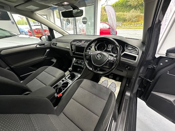 Used Volkswagen Touran 2017 for sale - 76253003: Photo 19