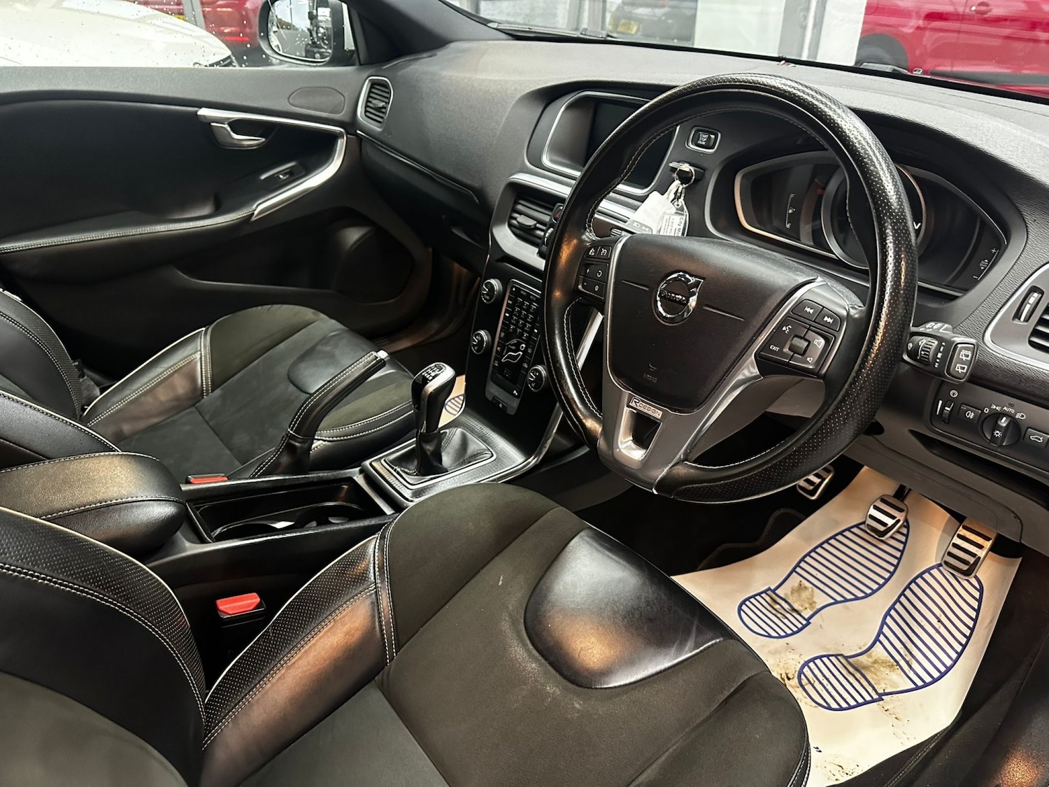 Used Volvo V40 2017 for sale - 77465667: Photo 14