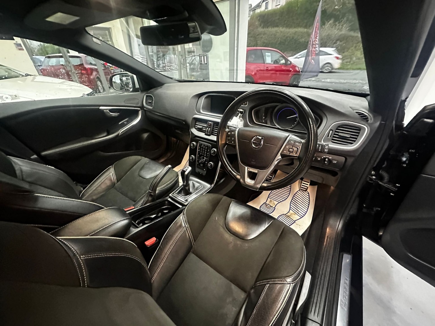 Used Volvo V40 2017 for sale - 77465667: Photo 16