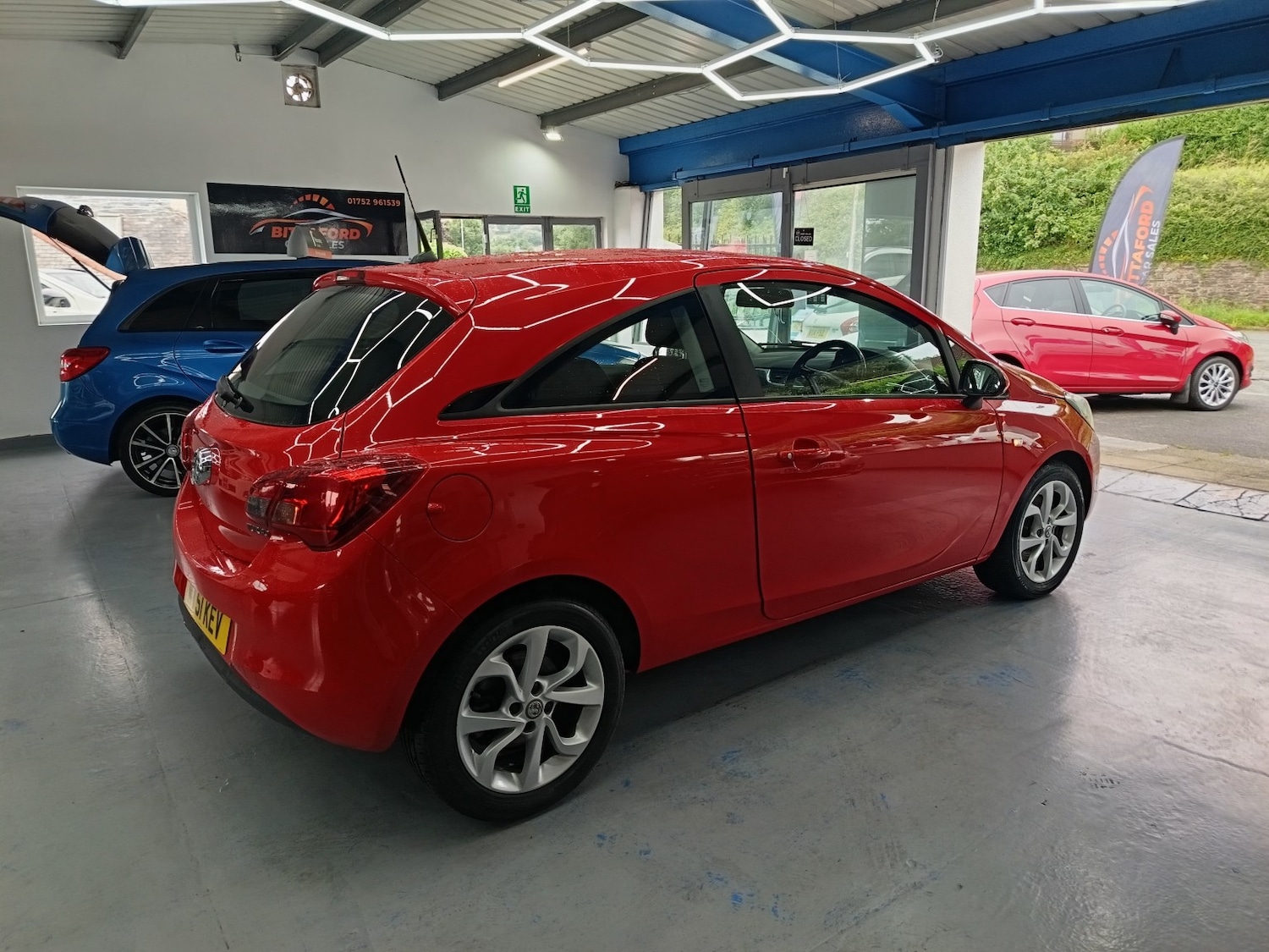Used Vauxhall Corsa 2015 for sale - 76643325: Photo 4