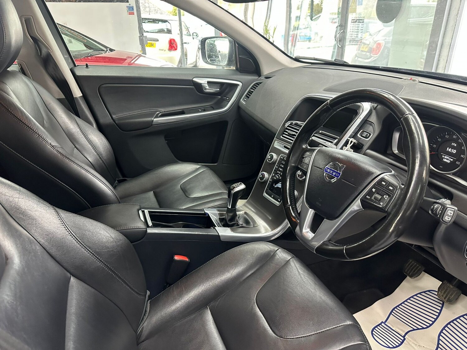 Used Volvo XC60 2015 for sale - 78125220: Photo 16