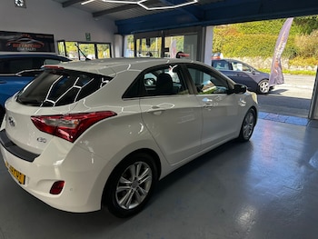 Used Hyundai i30 2013 for sale - 75981988: Photo