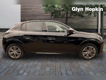 Used Peugeot 208 2022 for sale - 77833501: Photo