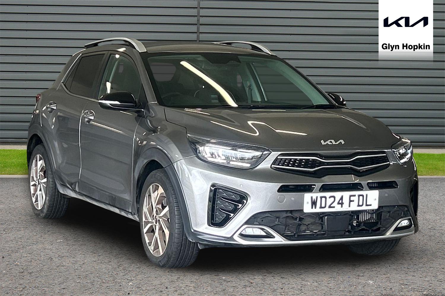 Used Kia Stonic 2024 for sale - 76112363: Photo 1