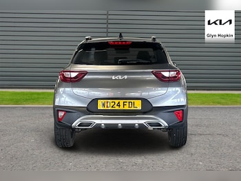 Used Kia Stonic 2024 for sale - 76112363: Photo