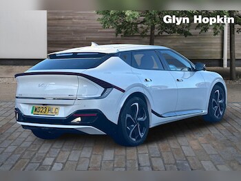 Used Kia EV6 2023 for sale - 76901509: Photo