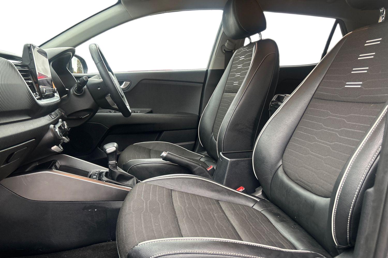 Used Kia Stonic 2024 for sale - 76390080: Photo 13