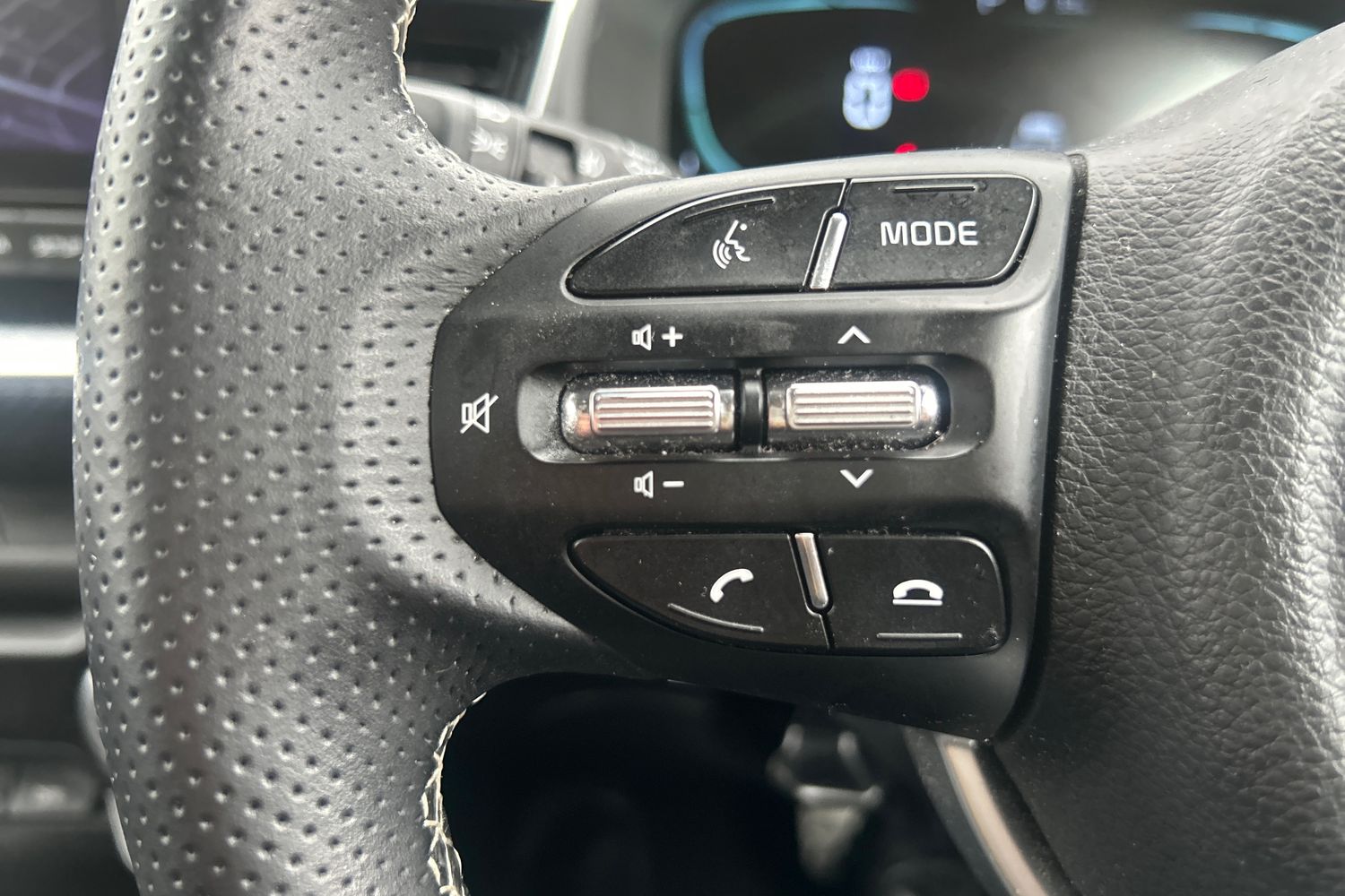 Used Kia Stonic 2024 for sale - 76390080: Photo 21