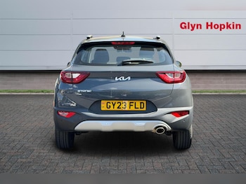 Used Kia Stonic 2023 for sale - 78936540: Photo