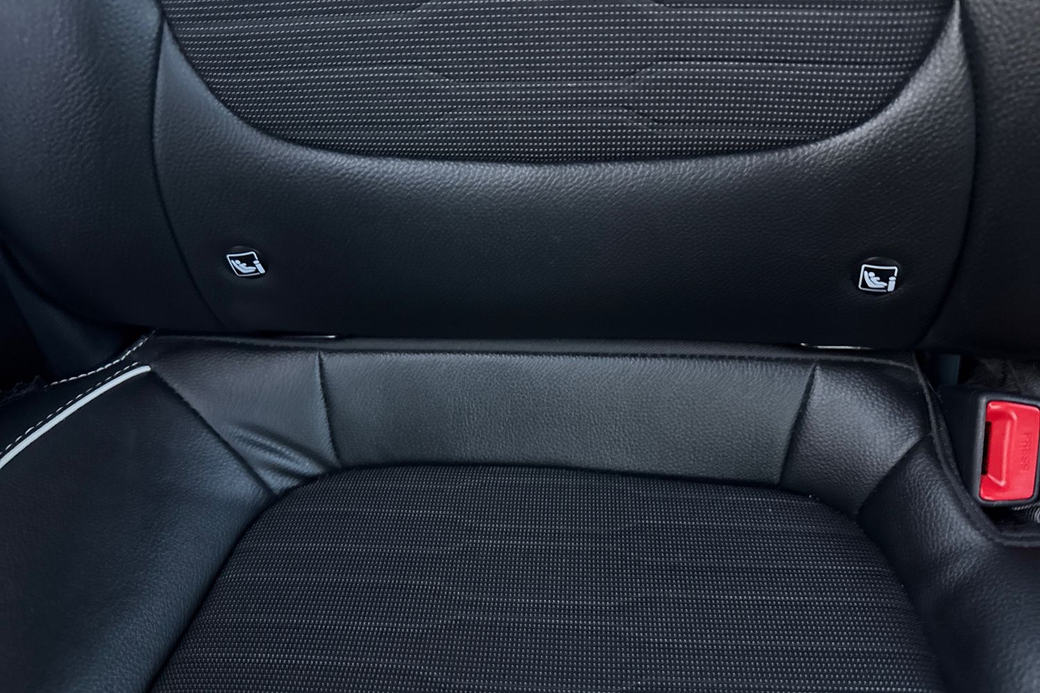 Used Kia Stonic 2023 for sale - 77256472: Photo 38