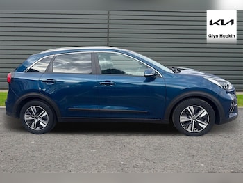 Used Kia Niro 2022 for sale - 76062219: Photo 2