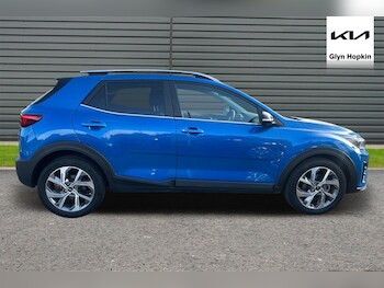 Used Kia Stonic 2024 for sale - 75722240: Photo