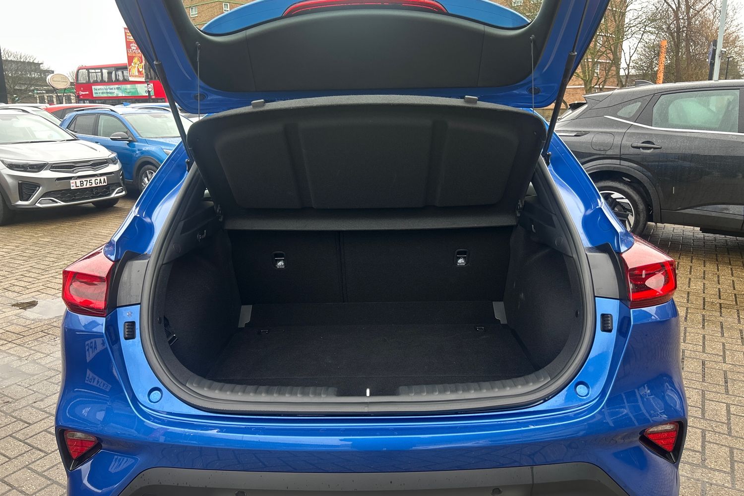 Used Kia XCeed 2025 for sale - 78172611: Photo 24