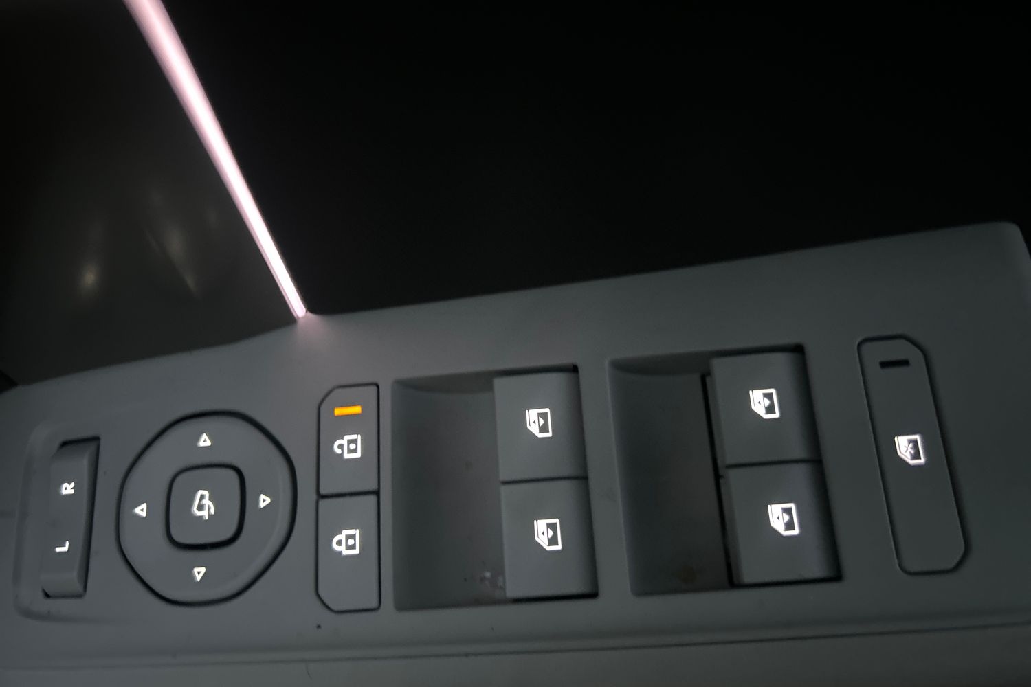 Used Kia EV3 2025 for sale - 76493899: Photo 16