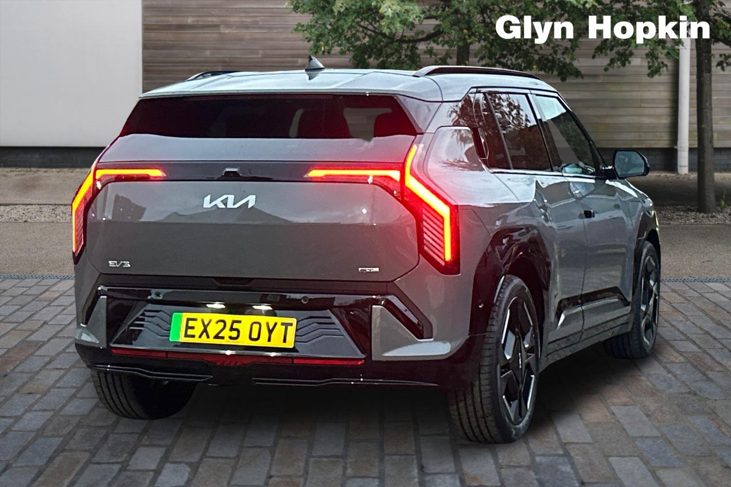 Used Kia EV3 2025 for sale - 76493899: Photo 3