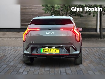 Used Kia EV3 2025 for sale - 76493899: Photo