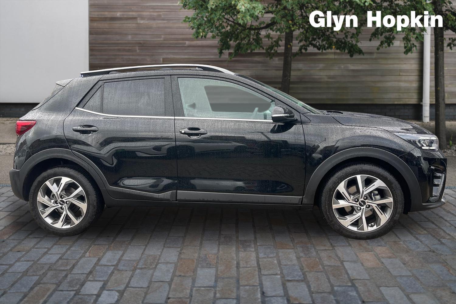 Used Kia Stonic 2025 for sale - 77434851: Photo 2