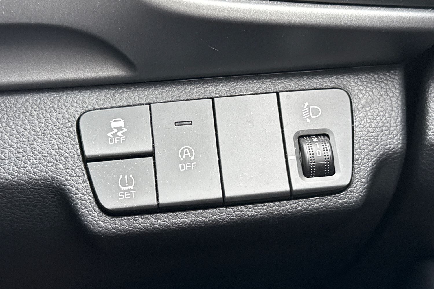 Used Kia Stonic 2025 for sale - 77339399: Photo 26