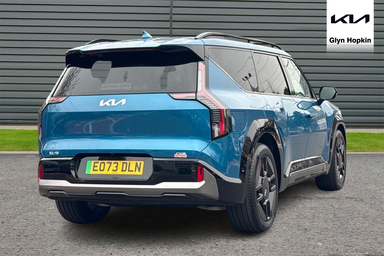 Vehicle 3