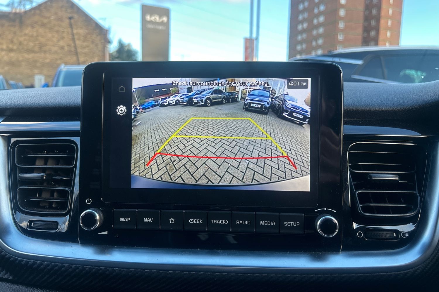 Used Kia Stonic 2024 for sale - 76709460: Photo 19