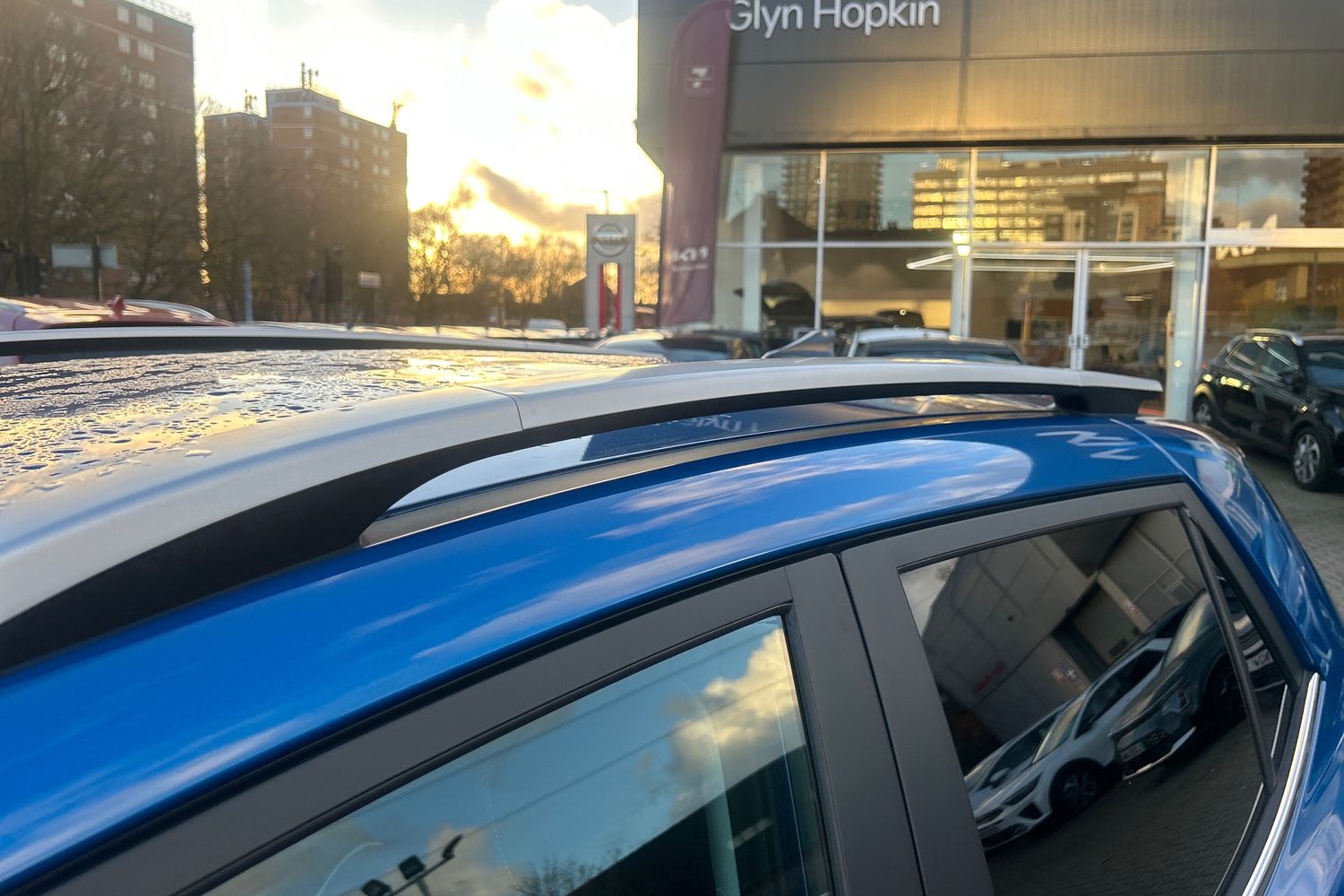 Used Kia Stonic 2024 for sale - 76709460: Photo 32