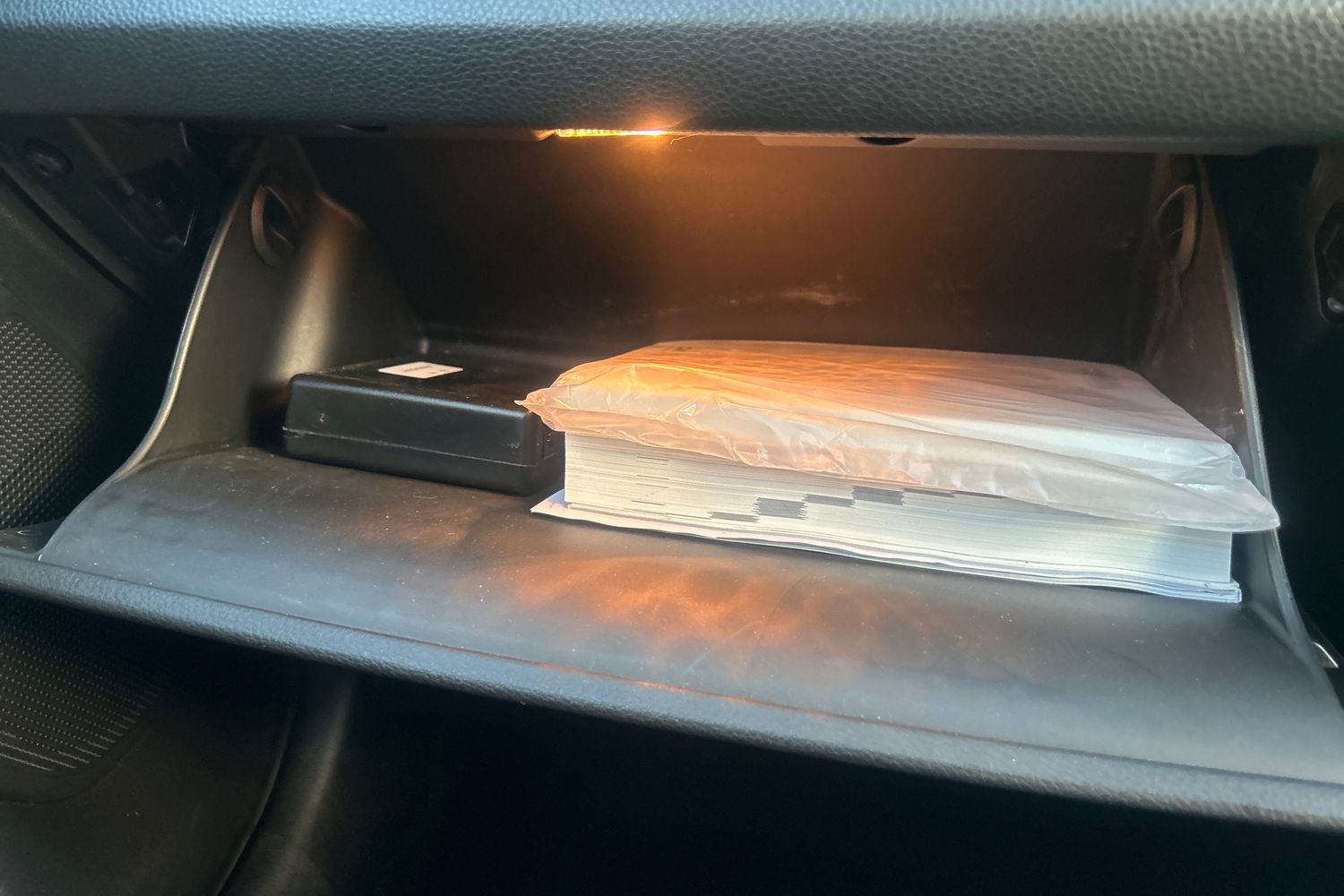 Used Kia Stonic 2024 for sale - 76709460: Photo 39