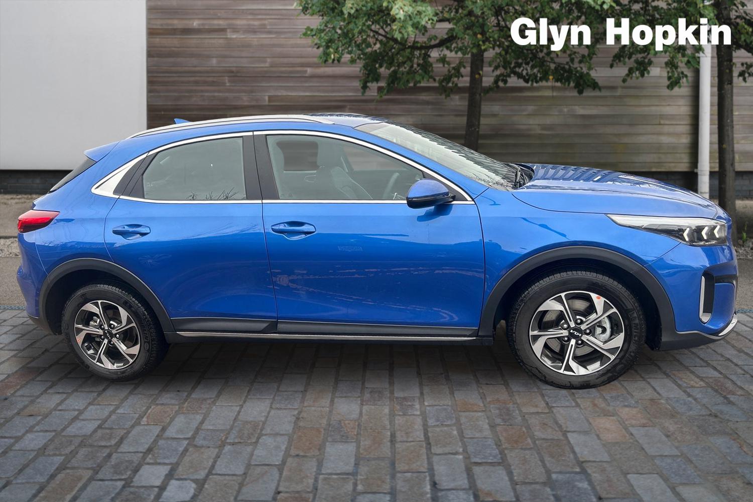 Used Kia XCeed 2025 for sale - 77186265: Photo 2