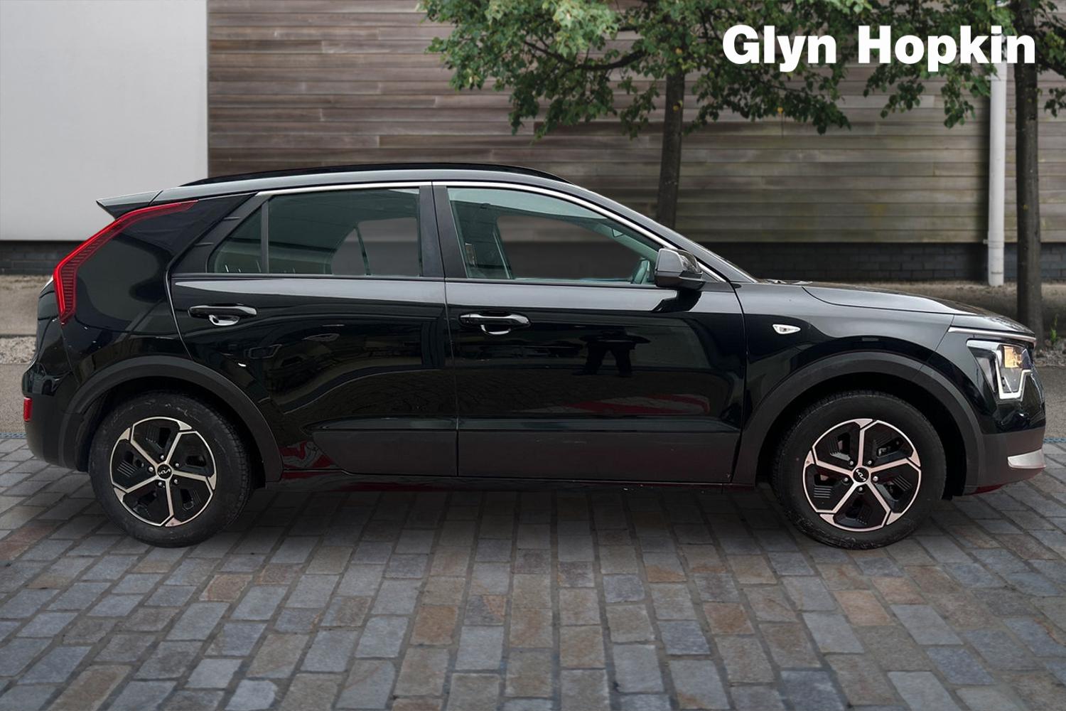 Used Kia Niro 2024 for sale - 76826596: Photo 2