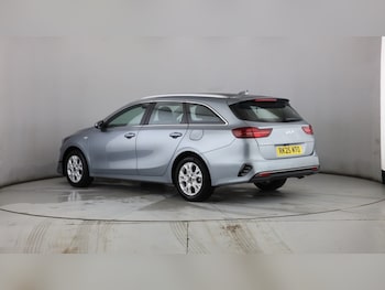 Used Kia Ceed 2025 for sale - 77366965: Photo