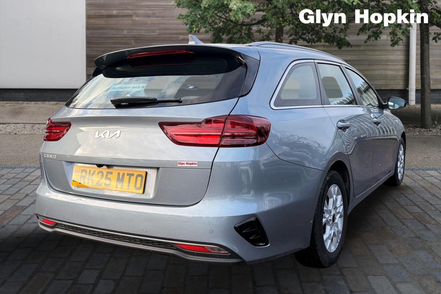 Used Kia Ceed 2025 for sale - 77366965: Photo 3