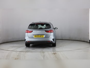 Used Kia Ceed 2025 for sale - 77366965: Photo