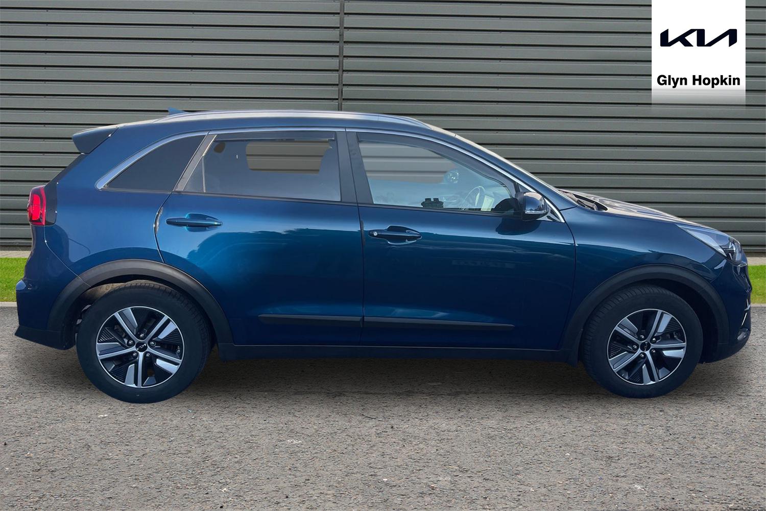 Used Kia Niro 2021 for sale - 76104174: Photo 2