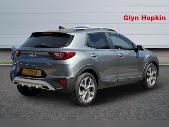 Used Kia Stonic 2023 for sale - 79431326: Photo