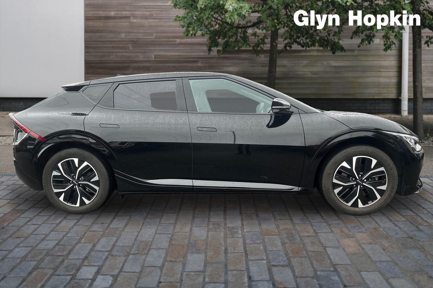 Used Kia EV6 2023 for sale - 77116035: Photo 2